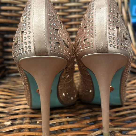 Betsey Johnson Women's Chic Rhinestone Evening Pumps - Picture 10 of 11